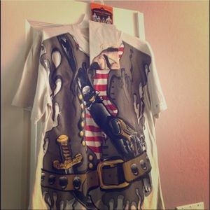 Pirate Halloween men’s T-shirt